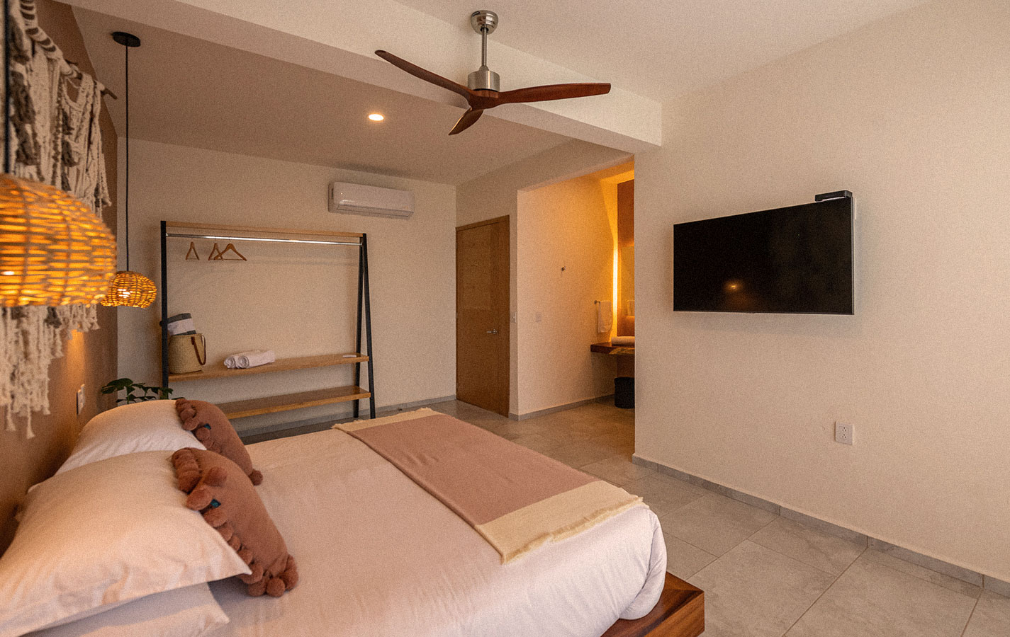 Hospedaje en Puerto Escondido Casa Bicachi Oaxaca, México